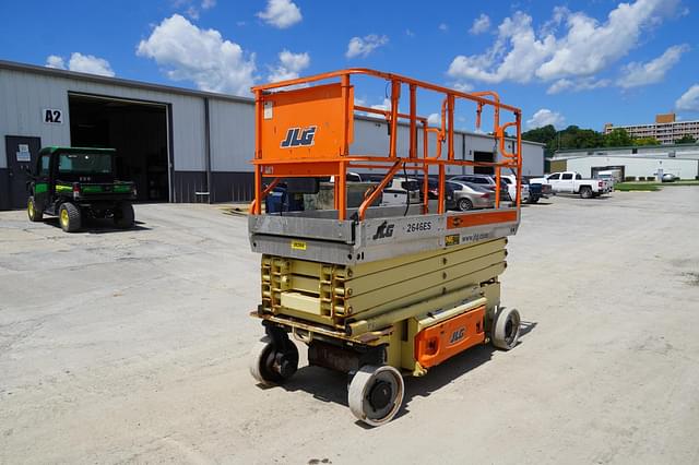 Image of JLG 2646ES equipment image 2