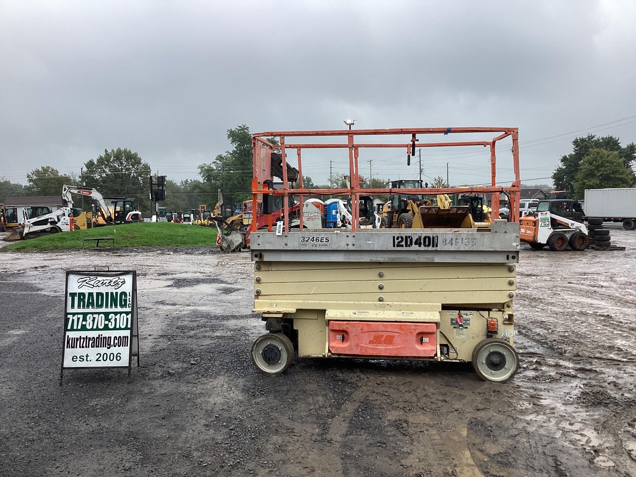 Main image JLG 3246ES