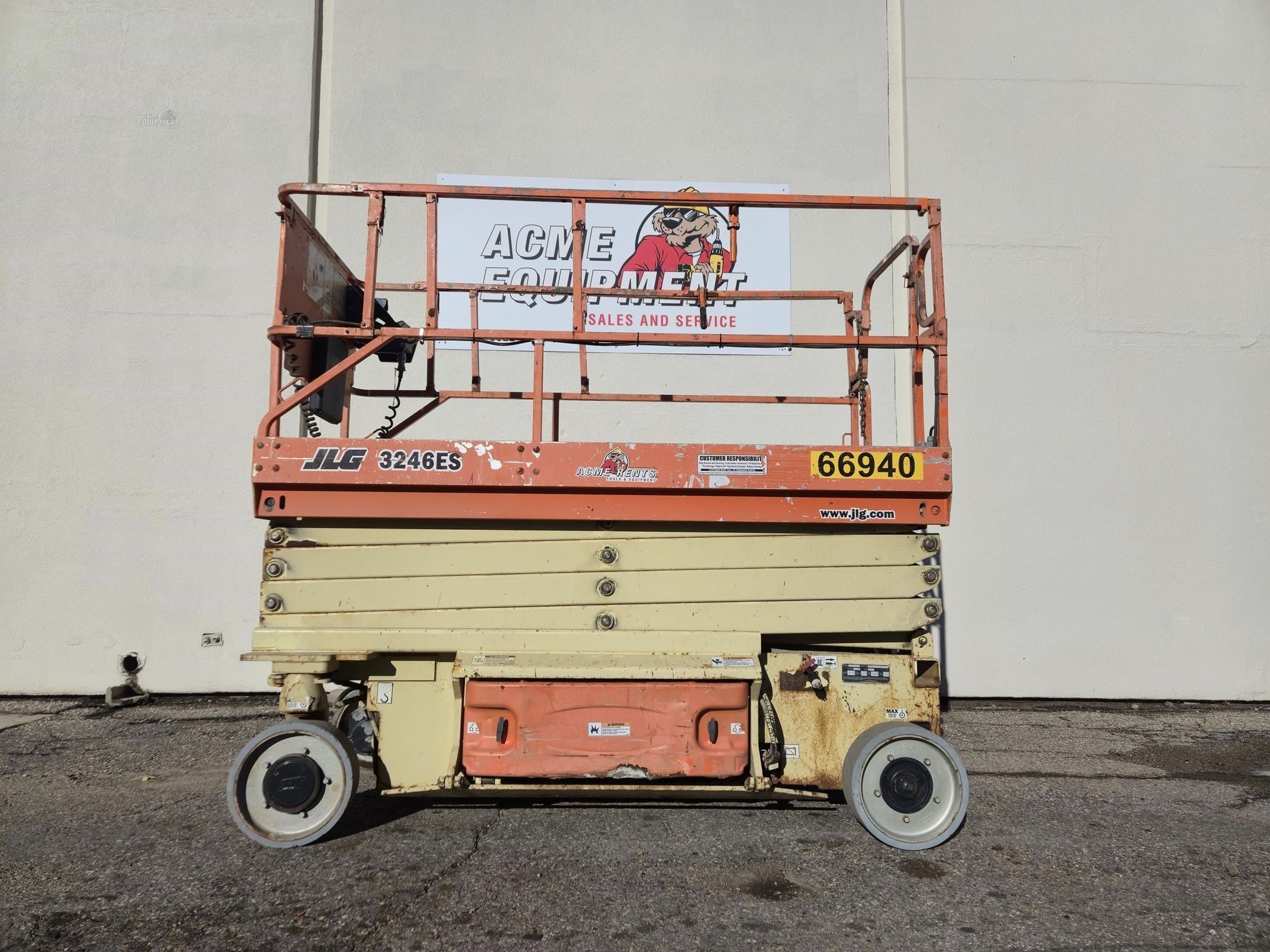 2004 JLG 3246ES Equipment Image0