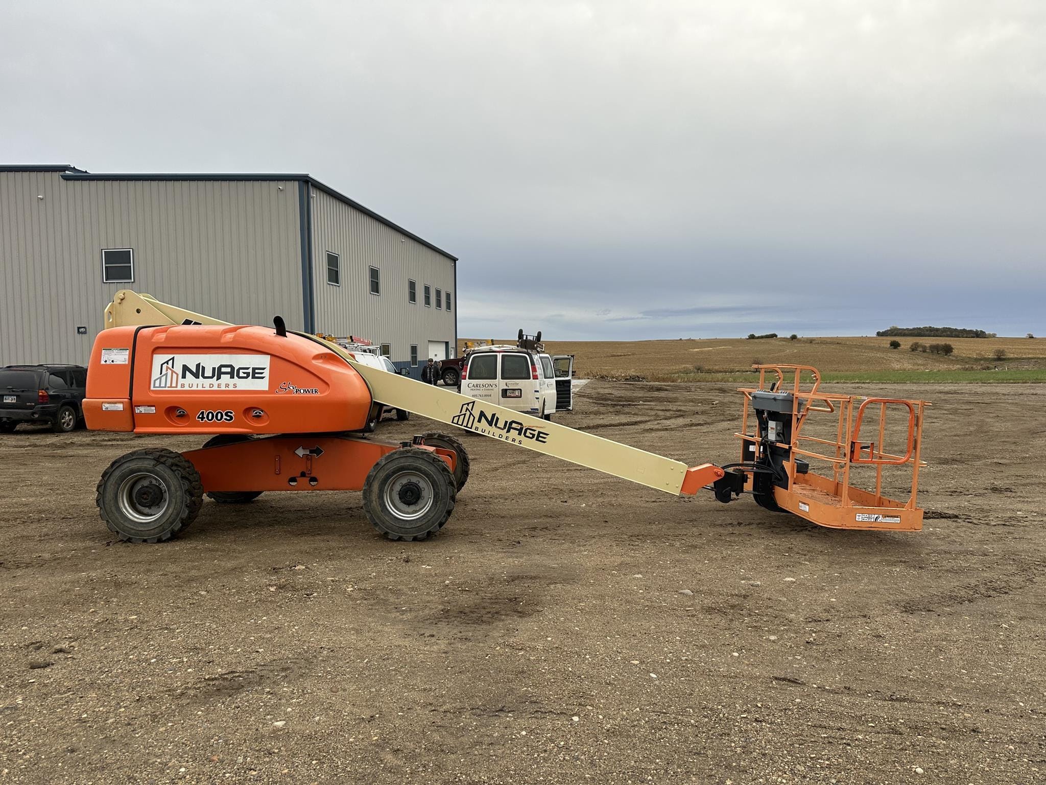 2004 JLG 400S Equipment Image0