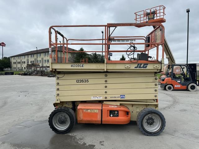 Image of JLG 4069LE equipment image 1