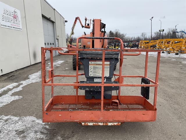 Image of JLG 660SJ equipment image 1