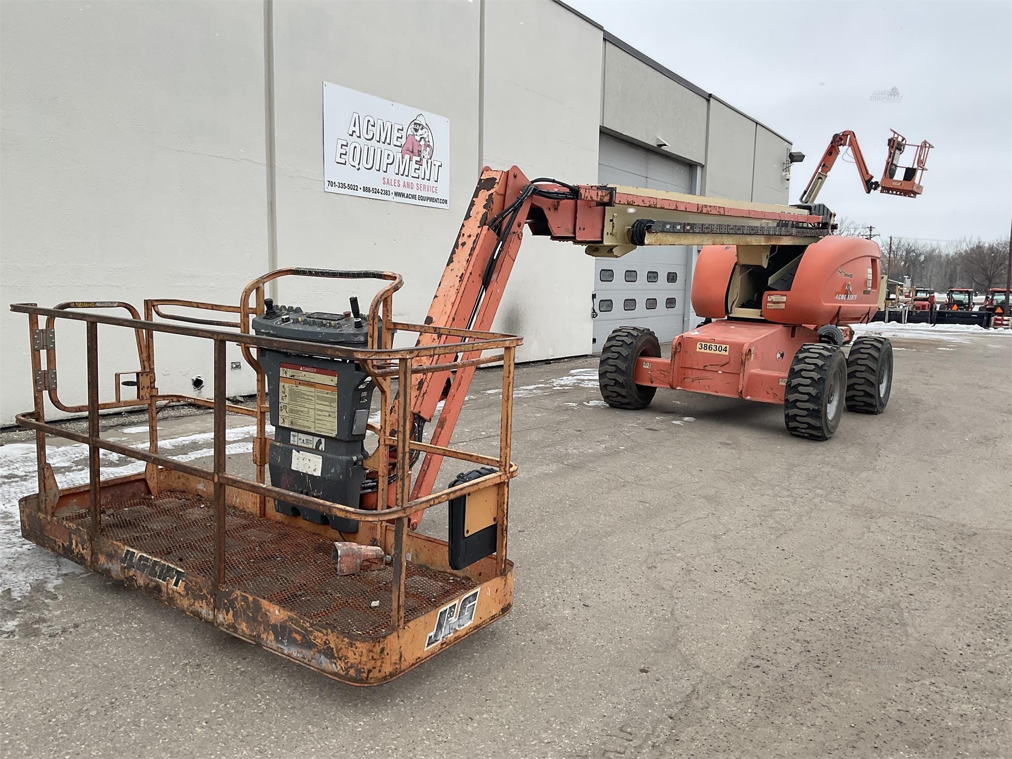 2004 JLG 660SJ Equipment Image0
