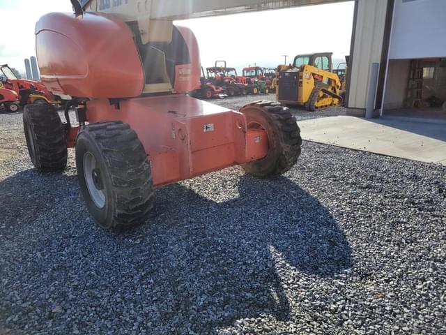 Image of JLG 660SJ equipment image 4