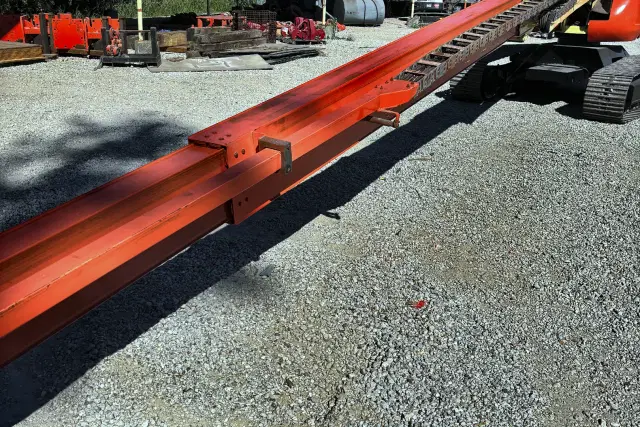 Image of JLG 660SJC equipment image 4