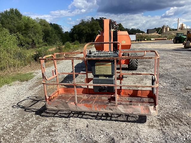 Image of JLG 800A equipment image 1