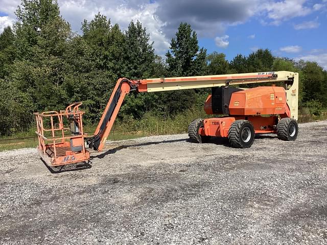 Image of JLG 800A equipment image 3