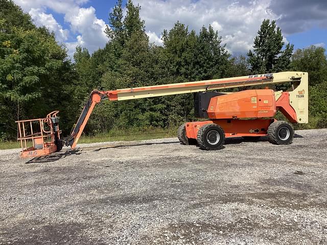 Image of JLG 800A equipment image 4