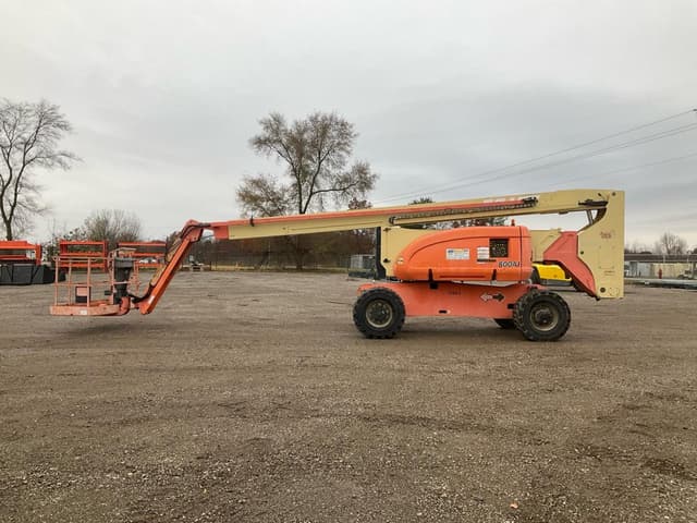 Image of JLG 800AJ equipment image 1