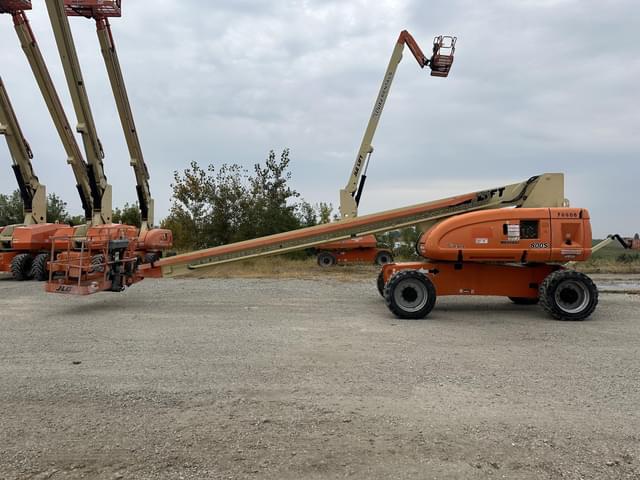 Image of JLG 800S equipment image 4