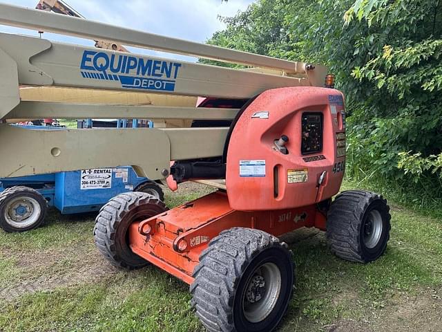 Image of JLG 450AJ equipment image 3