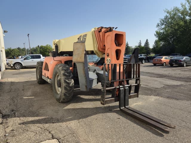 Image of JLG G10-55A equipment image 4