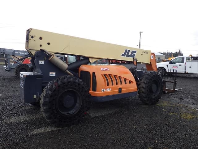 Image of JLG G9-43A equipment image 4