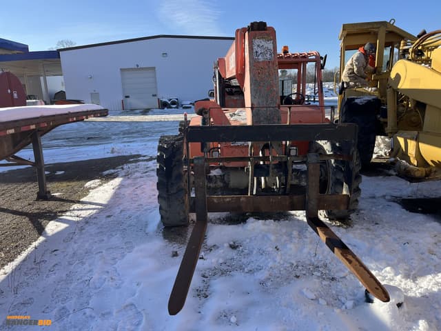 Image of JLG 8042 equipment image 3