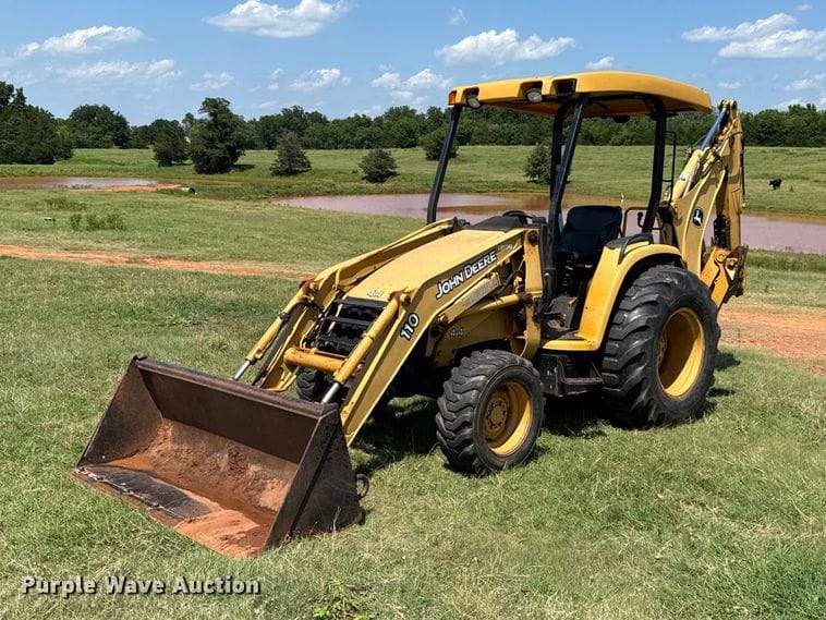 2004 John Deere 110 Equipment Image0