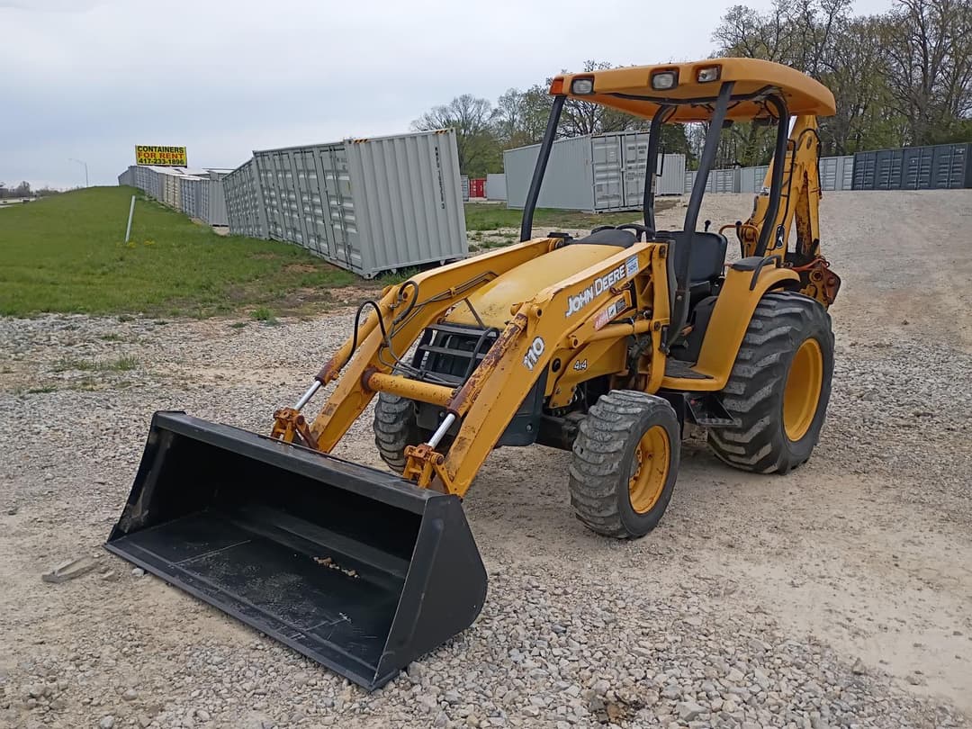 Image of John Deere 110 Primary image