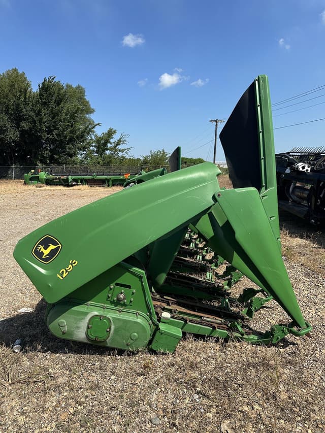 Image of John Deere 1293 equipment image 3
