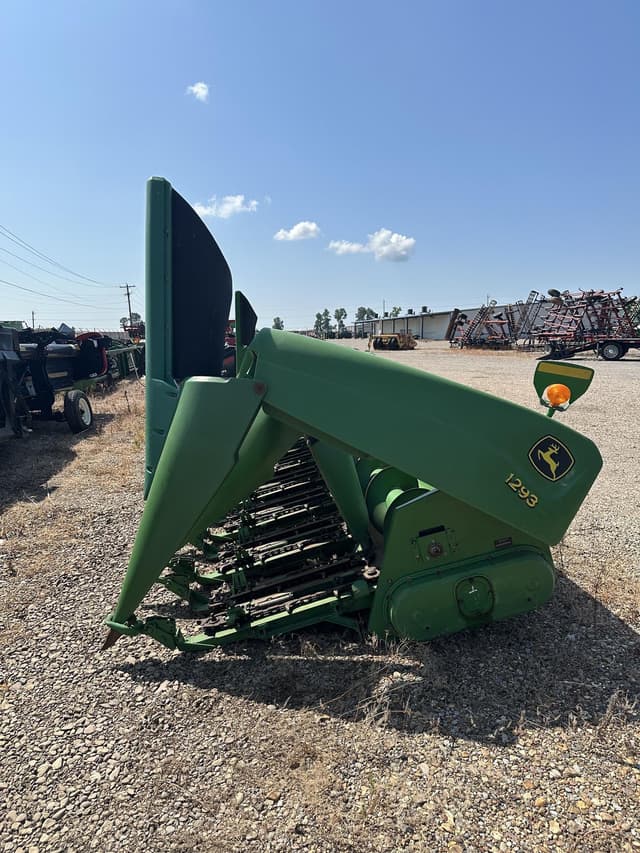 Image of John Deere 1293 equipment image 2