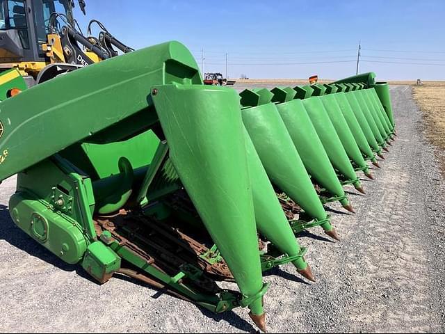 Image of John Deere 1293 equipment image 1