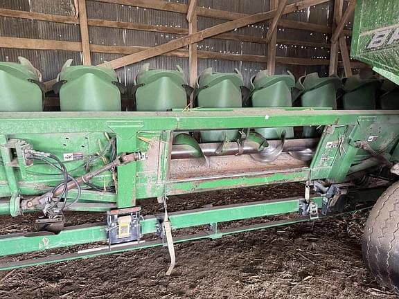 Image of John Deere 1293 equipment image 2