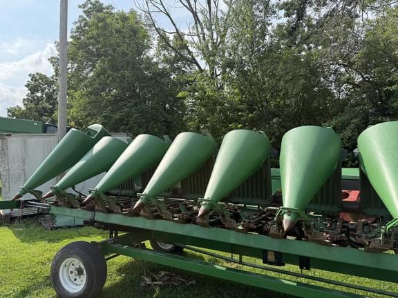 Image of John Deere 1293 equipment image 3