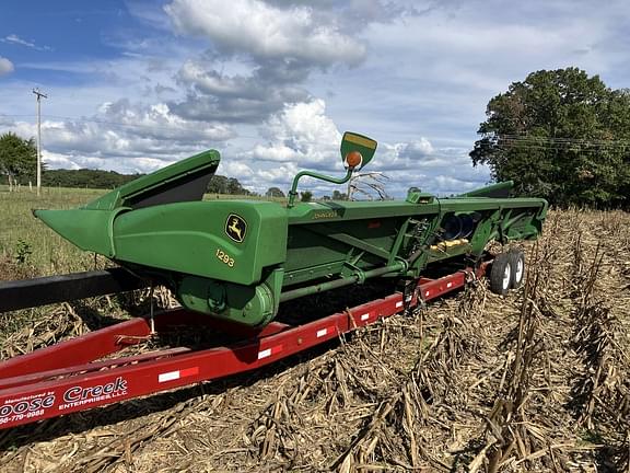 Image of John Deere 1293 equipment image 1