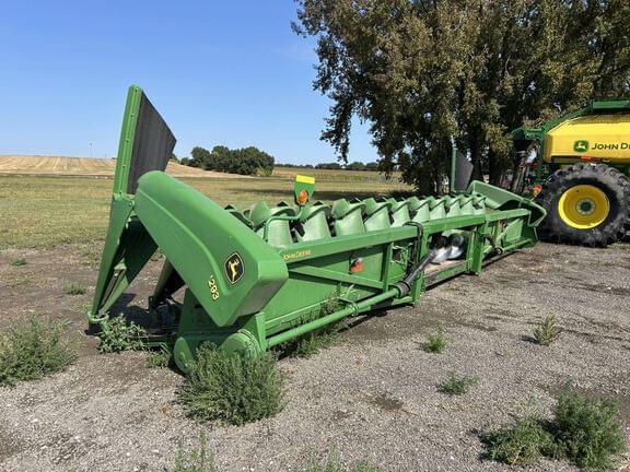 Image of John Deere 1293 equipment image 1
