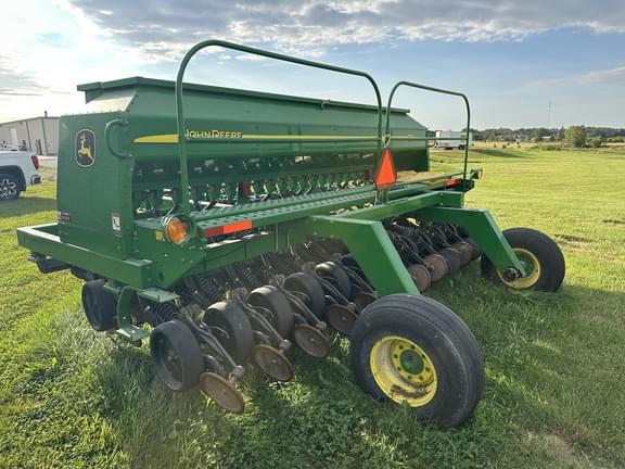 Image of John Deere 1590 equipment image 3