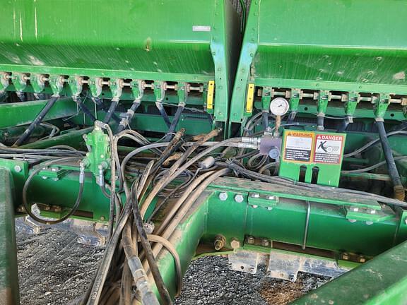 Image of John Deere 1590 equipment image 2