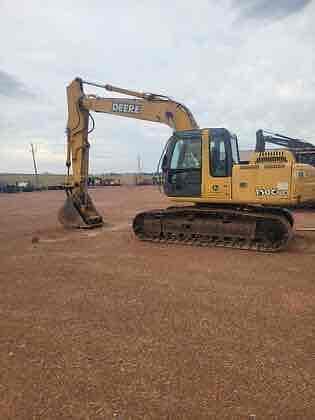 Image of John Deere 160C LC equipment image 2