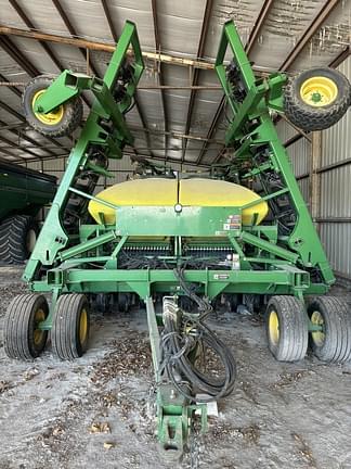 Image of John Deere 1690 equipment image 1