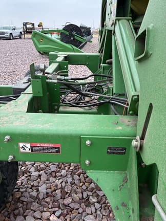 Image of John Deere 1690 equipment image 2