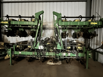 Main image John Deere 1720