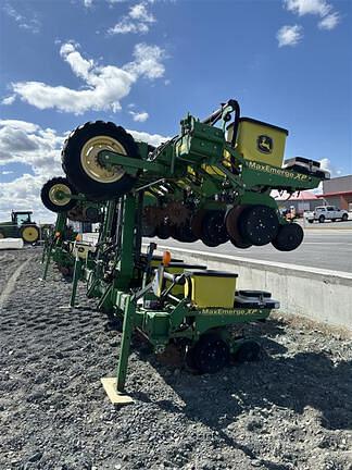 Image of John Deere 1720 equipment image 4