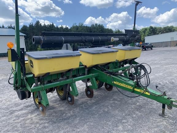 Image of John Deere 1750 Primary image