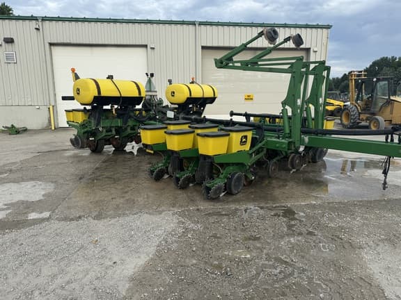 Image of John Deere 1770 Primary image