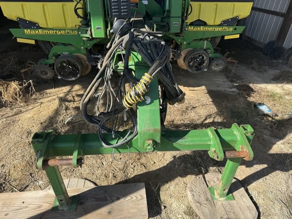 Image of John Deere 1770 equipment image 1