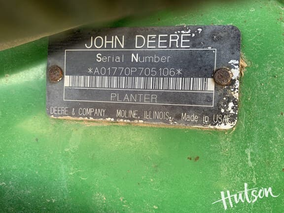 Image of John Deere 1770 equipment image 4