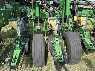 Main image John Deere 1770 25