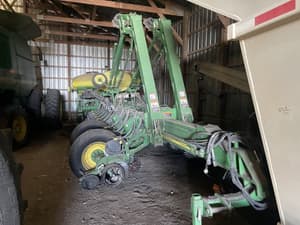 2004 John Deere 1770 Image