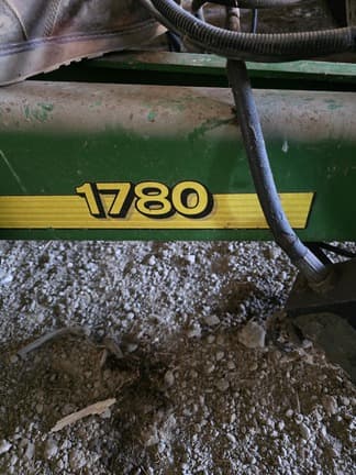 Image of John Deere 1780 equipment image 2