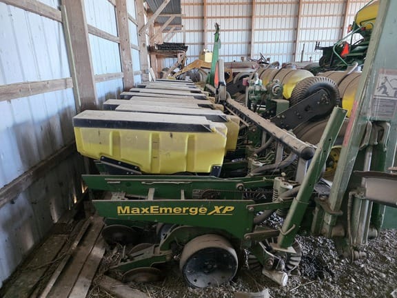 2004 John Deere 1780 Equipment Image0