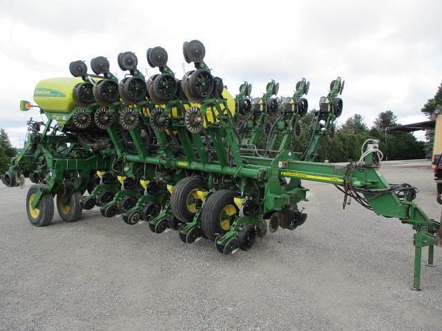 Image of John Deere 1790 equipment image 1