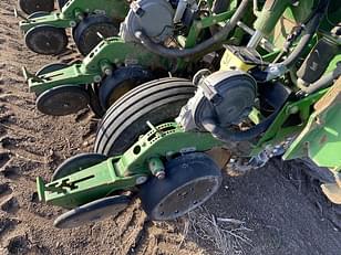 Main image John Deere 1790 10