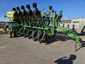 2004 John Deere 1790 Image