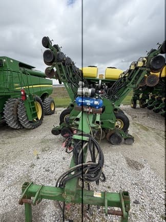 Image of John Deere 1790 equipment image 4
