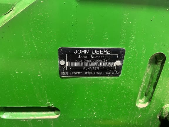 2004 John Deere 1790 Equipment Image0