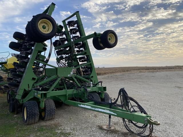 Image of John Deere 1890 equipment image 2