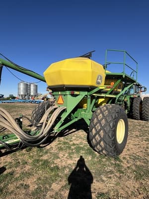 2004 John Deere 1890 Image