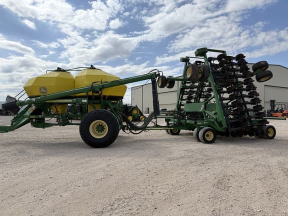 Image of John Deere 1890 equipment image 2